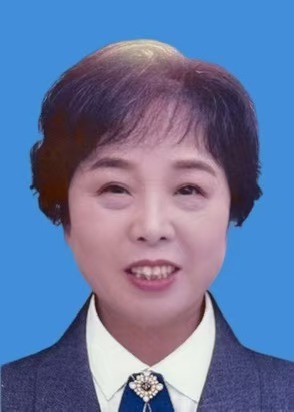 董文华 证件照.jpg