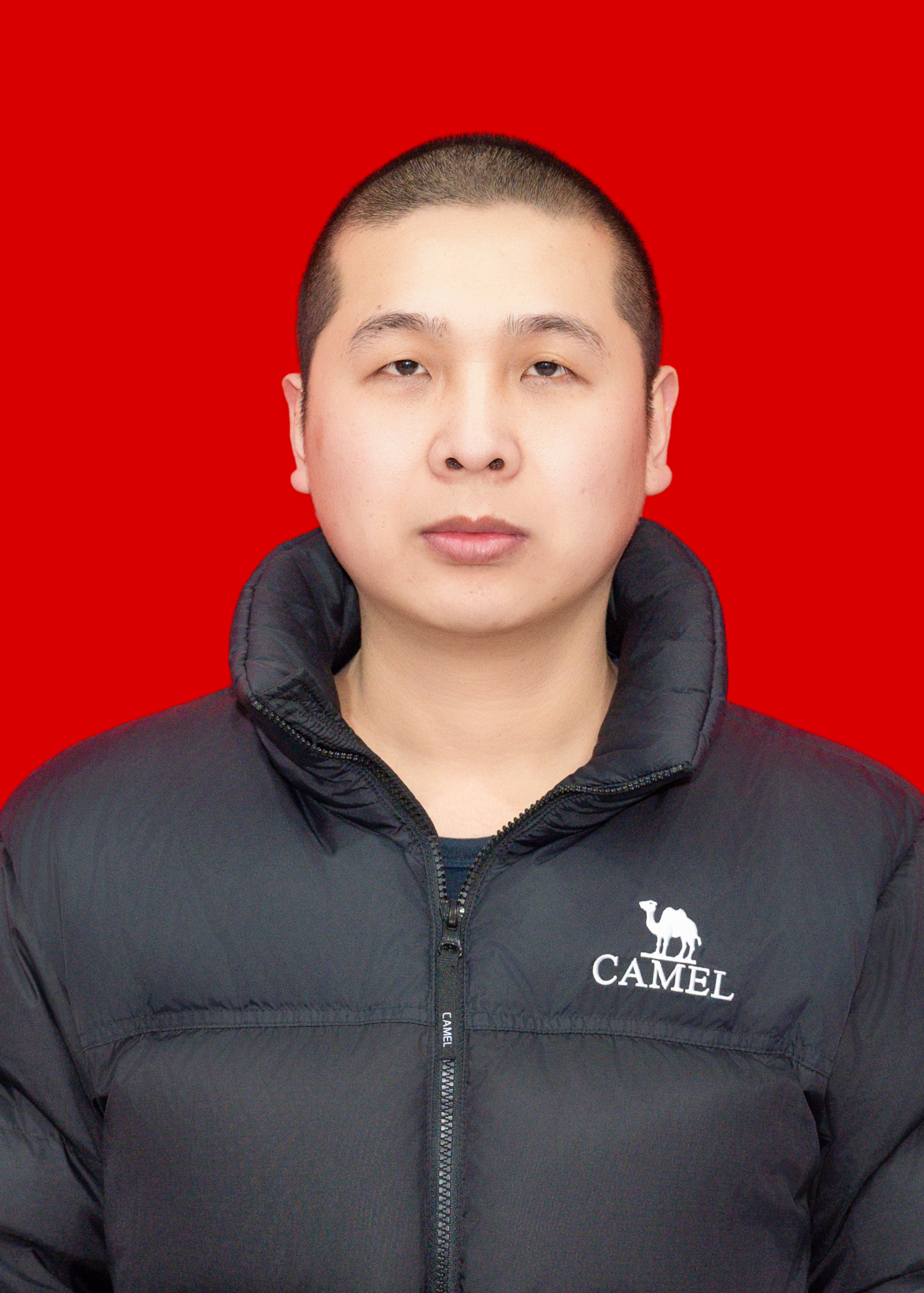 4.韩昊峰证件照.jpg